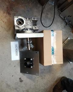 Bracket f/motor with gear 280f/M205 M&M